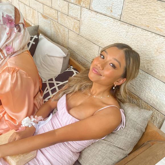 Meet your Posher, Natalie - Picture 1 of 1